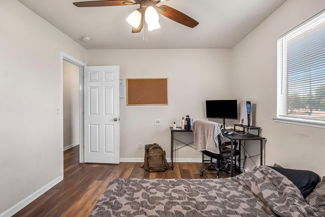 94 N Locan Avenue, Fresno, CA 93737