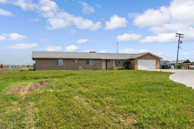 94 N Locan Avenue, Fresno, CA 93737