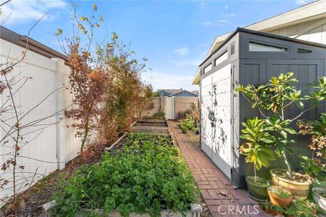 140 W Pioneer 133, Redlands, CA 92374