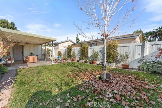 140 W Pioneer 133, Redlands, CA 92374