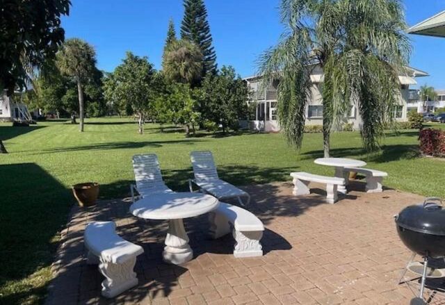 66 Easthampton C C, West Palm Beach, FL 33417