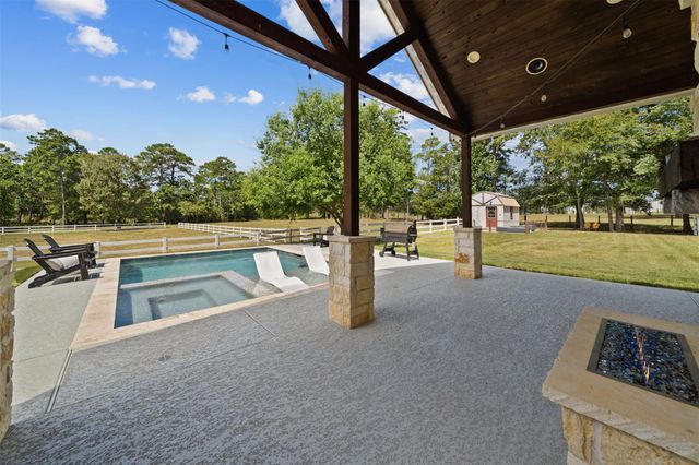 46509 Mcgill Road, Plantersville, TX 77363
