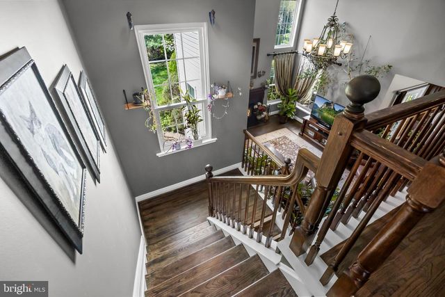 4 EDGEWATER DR, Hainesport, NJ 08036