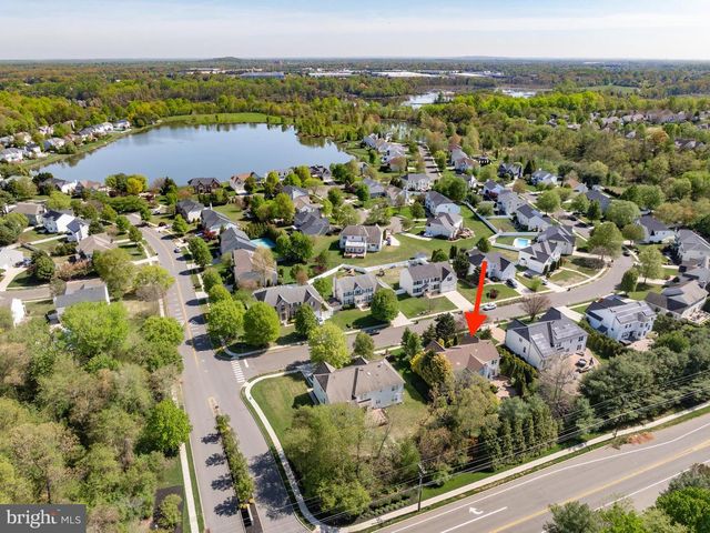 4 EDGEWATER DR, Hainesport, NJ 08036