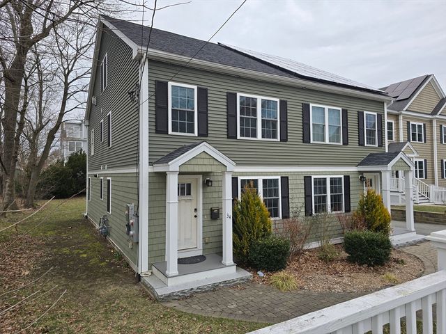 34 Park St 34, Arlington, MA 02474
