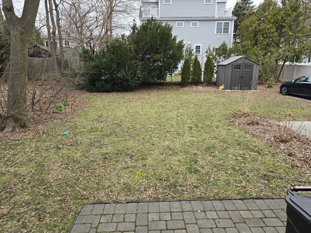 34 Park St 34, Arlington, MA 02474