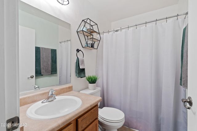 2464 E Camino Malcote, Tucson, AZ 85706