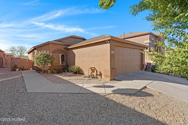 2464 E Camino Malcote, Tucson, AZ 85706