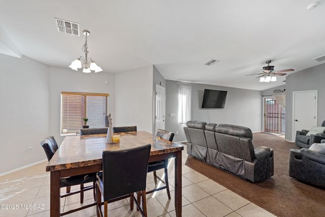 2464 E Camino Malcote, Tucson, AZ 85706