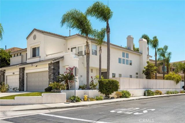 935 S Flintridge, Anaheim, CA 92808