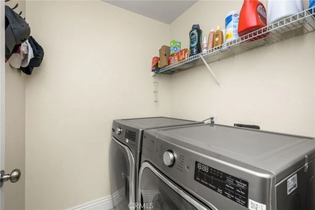 935 S Flintridge, Anaheim, CA 92808