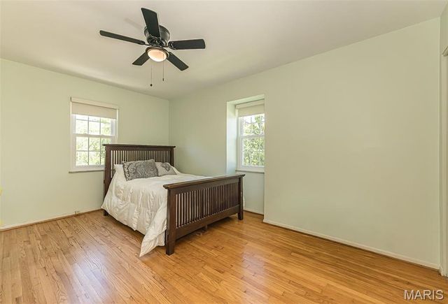 9822 Meadowfern Drive, Crestwood, MO 63126