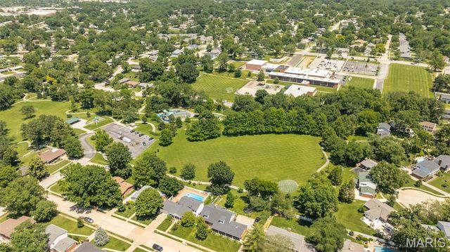 9822 Meadowfern Drive, Crestwood, MO 63126