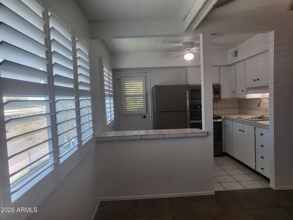 8211 E GARFIELD Street J219, Scottsdale, AZ 85257 — photo 4