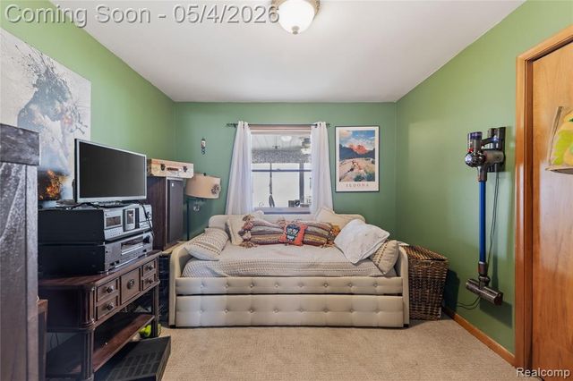 22050 Provincial Street, Trenton, MI 48183