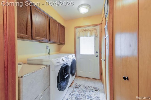 22050 Provincial Street, Trenton, MI 48183