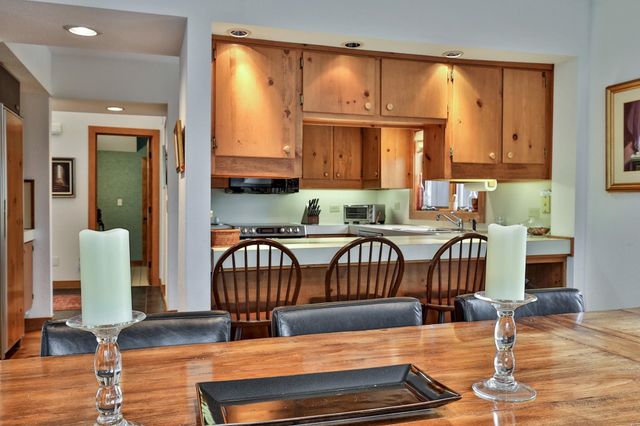 726 East Ash Road, Plymouth, VT 05056