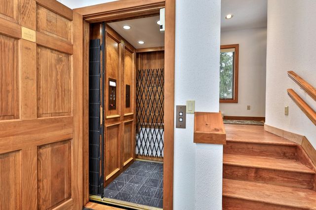 726 East Ash Road, Plymouth, VT 05056