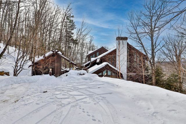 726 East Ash Road, Plymouth, VT 05056