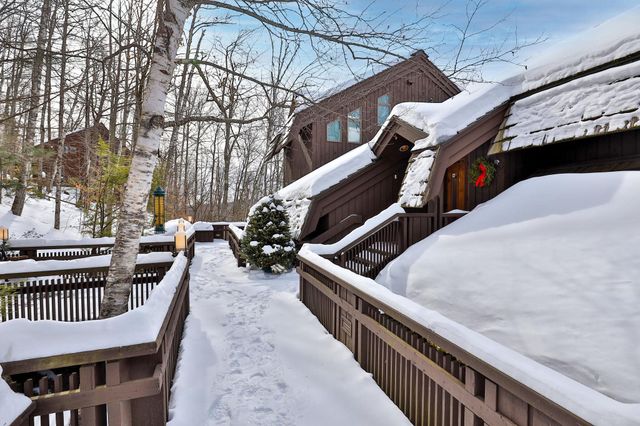 726 East Ash Road, Plymouth, VT 05056