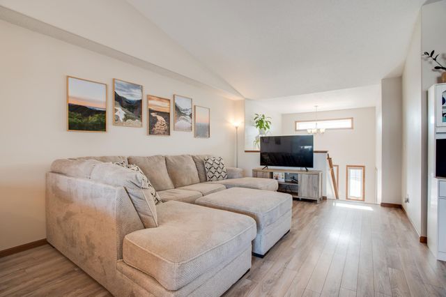 1158 44TH Avenue W, West Fargo, ND 58078