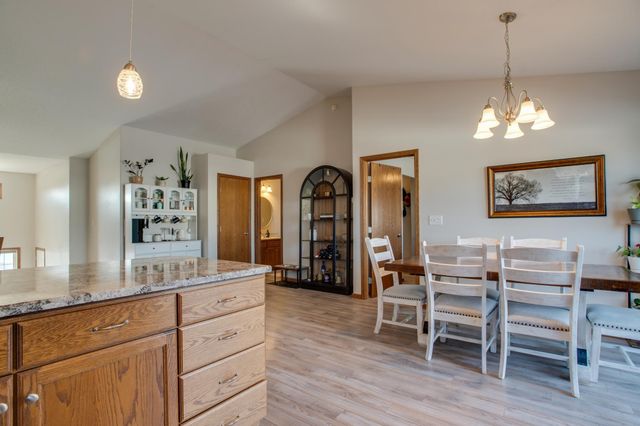 1158 44TH Avenue W, West Fargo, ND 58078