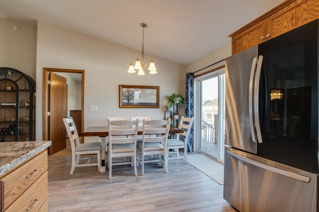 1158 44TH Avenue W, West Fargo, ND 58078