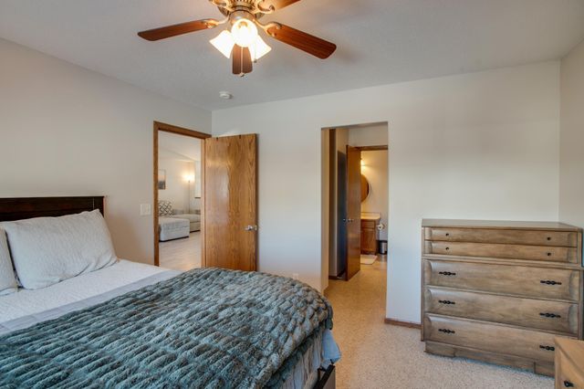 1158 44TH Avenue W, West Fargo, ND 58078