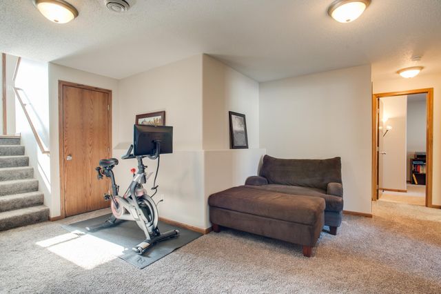 1158 44TH Avenue W, West Fargo, ND 58078