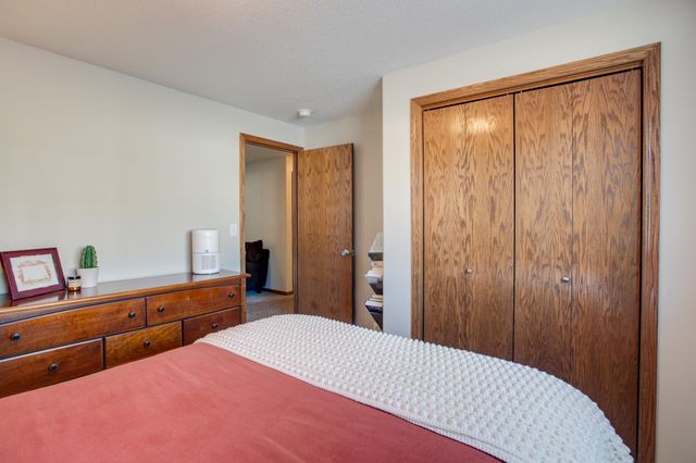 1158 44TH Avenue W, West Fargo, ND 58078