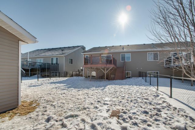 1158 44TH Avenue W, West Fargo, ND 58078