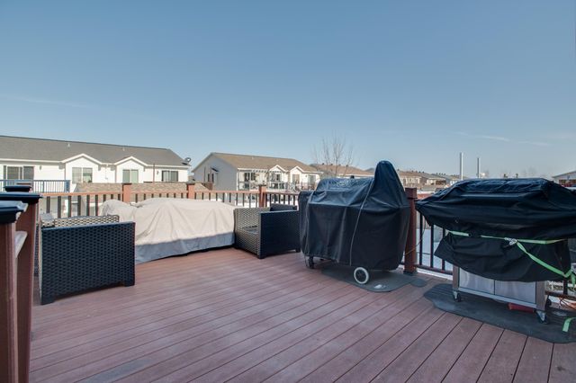 1158 44TH Avenue W, West Fargo, ND 58078