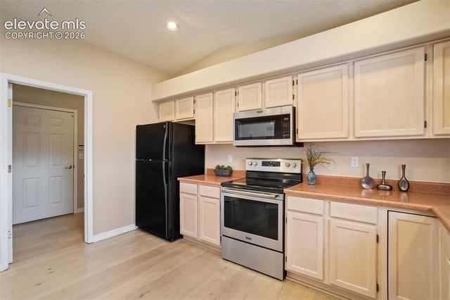 2 Cynthia Place, Pueblo, CO 81008