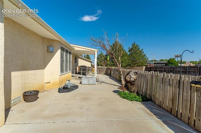 2 Cynthia Place, Pueblo, CO 81008