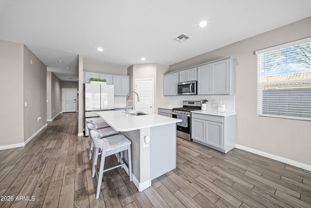 12105 W WIER Avenue, Avondale, AZ 85323