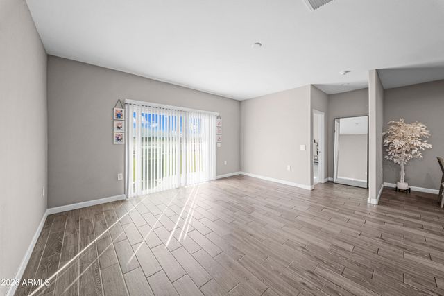 12105 W WIER Avenue, Avondale, AZ 85323