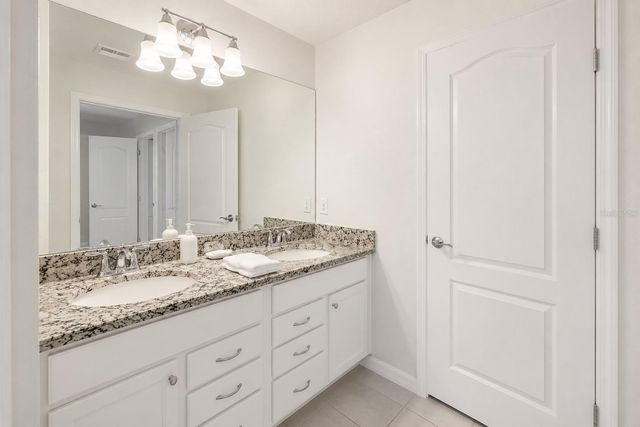 2441 DUBAI STREET, Kissimmee, FL 34747