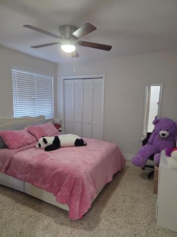 9228 SW 37th St 9228, Miami, FL 33165