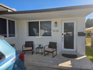 9228 SW 37th St 9228, Miami, FL 33165