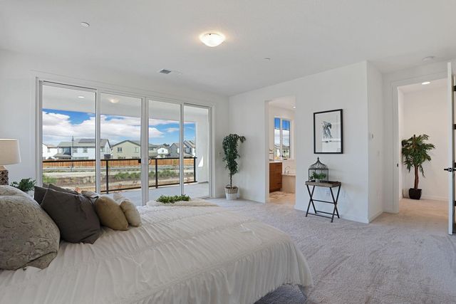 16283 Brownstone Ave, Lathrop, CA 95330