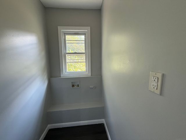 56 Vine Street, Waterbury, CT 06704