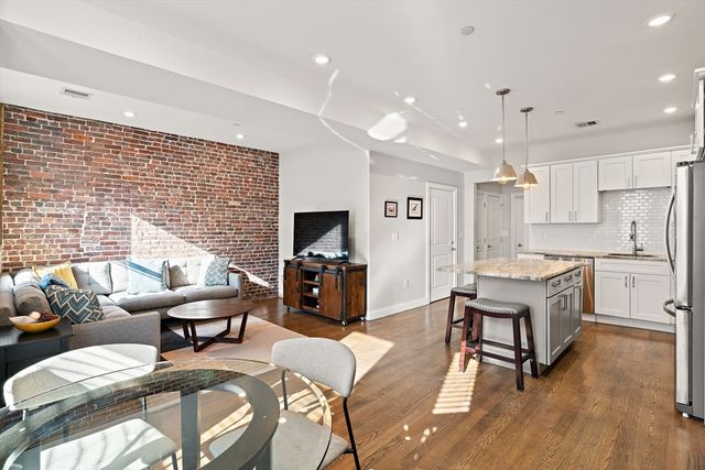 62 Webster 2, Boston, MA 02128