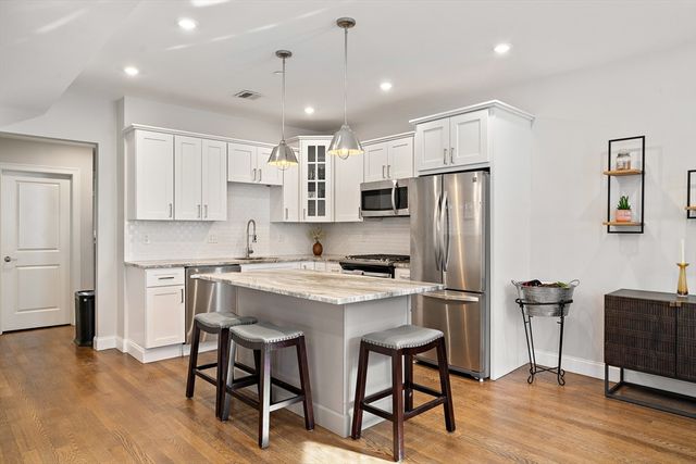 62 Webster 2, Boston, MA 02128