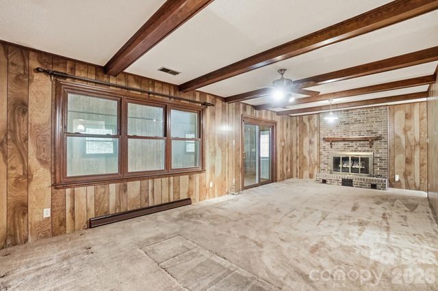 6704 Alanbrook Road, Charlotte, NC 28215