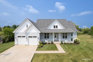 5879 Danielle Lane, Yorkville, IL 60560