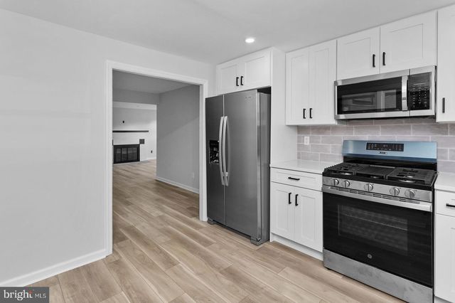 9 THORNTOWN LN, Bordentown, NJ 08505