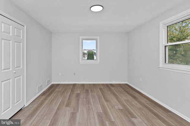 9 THORNTOWN LN, Bordentown, NJ 08505