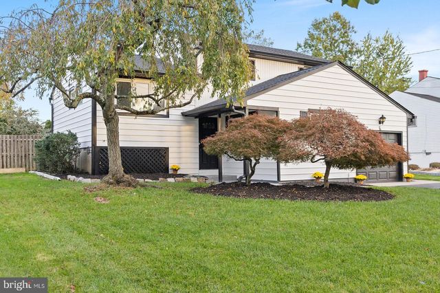 9 THORNTOWN LN, Bordentown, NJ 08505