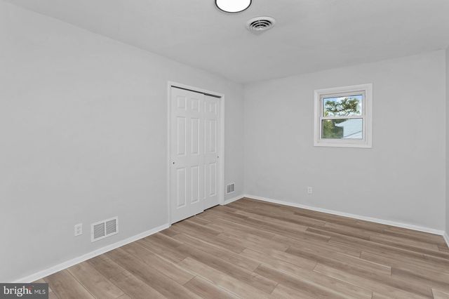 9 THORNTOWN LN, Bordentown, NJ 08505