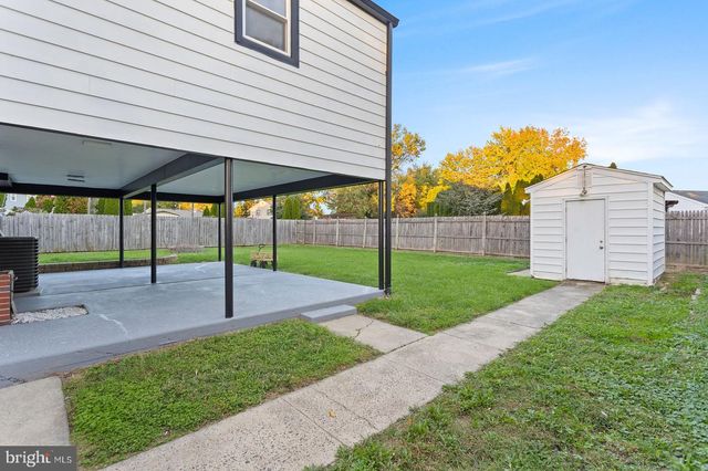 9 THORNTOWN LN, Bordentown, NJ 08505